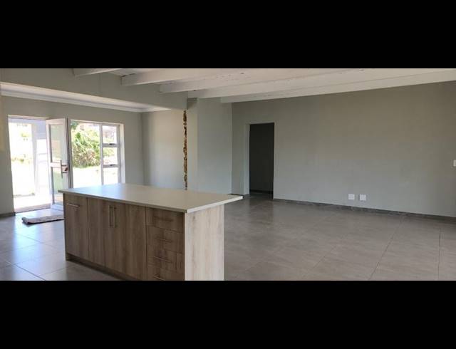 3 BEDROOM HOUSE FOR SALE IN ALBERTINIA